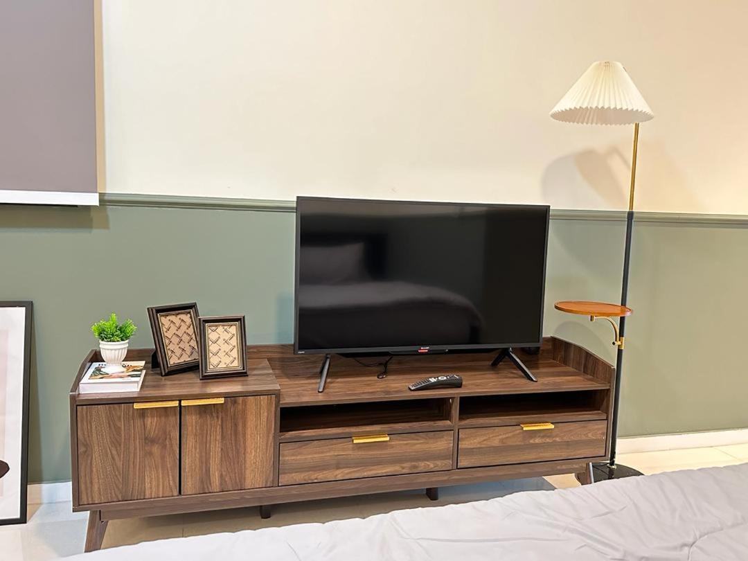 Paradigm 4pax 2king Bed Netflix Wifi Apartment *